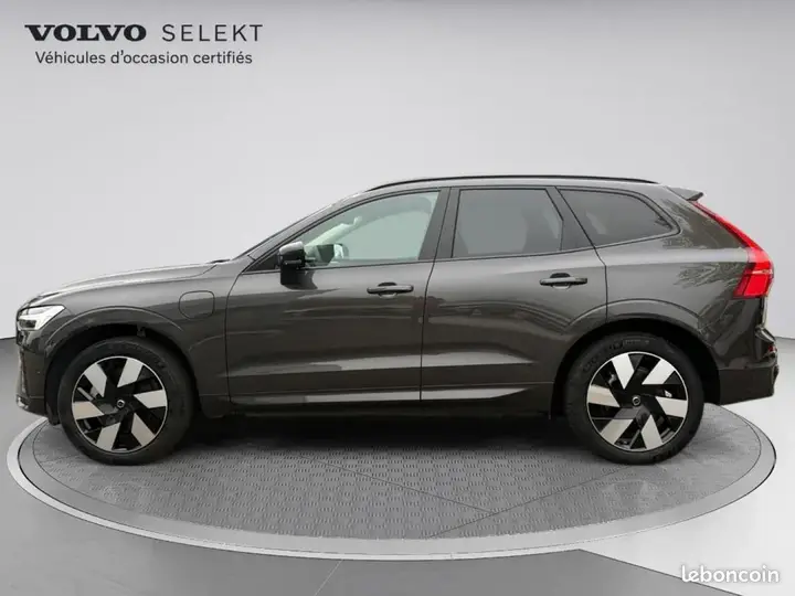 Volvo Xc60 2024 photo 2