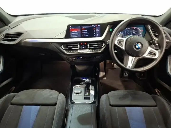 BMW 1 Series 2022 photo 3