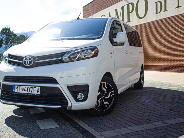 Toyota Proace 2019 photo 3