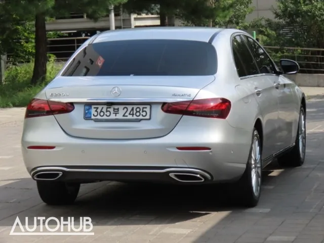 Mercedes-Benz E-Class 2021 photo 3