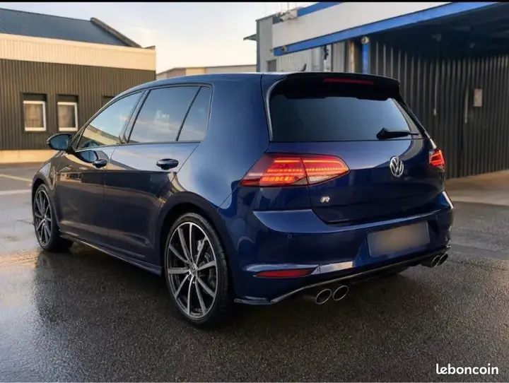 Volkswagen Golf 2017 photo 2