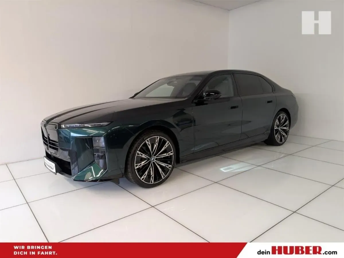 BMW I7