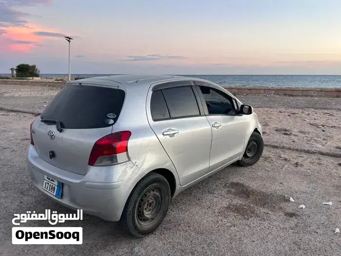 Toyota Yaris 2009 photo 4