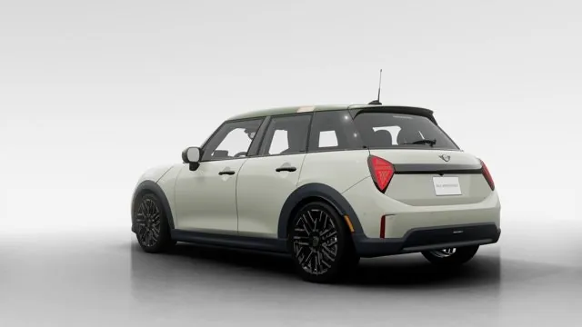 Mini Cooper S 2027 photo 2
