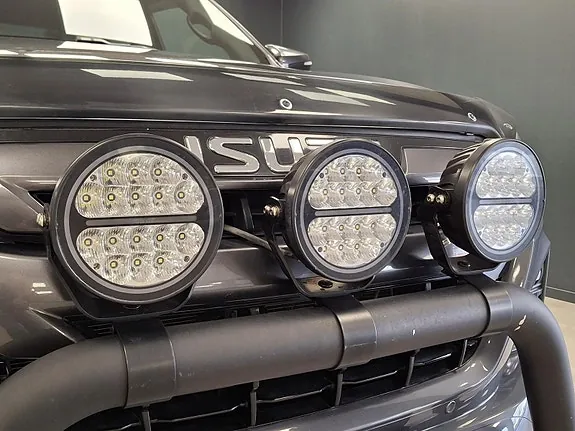 Isuzu D-Max 2023 photo 5
