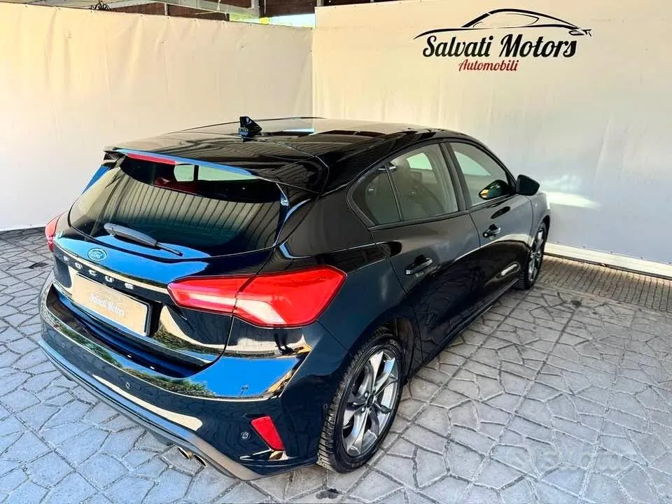Ford Focus 2021 photo 3
