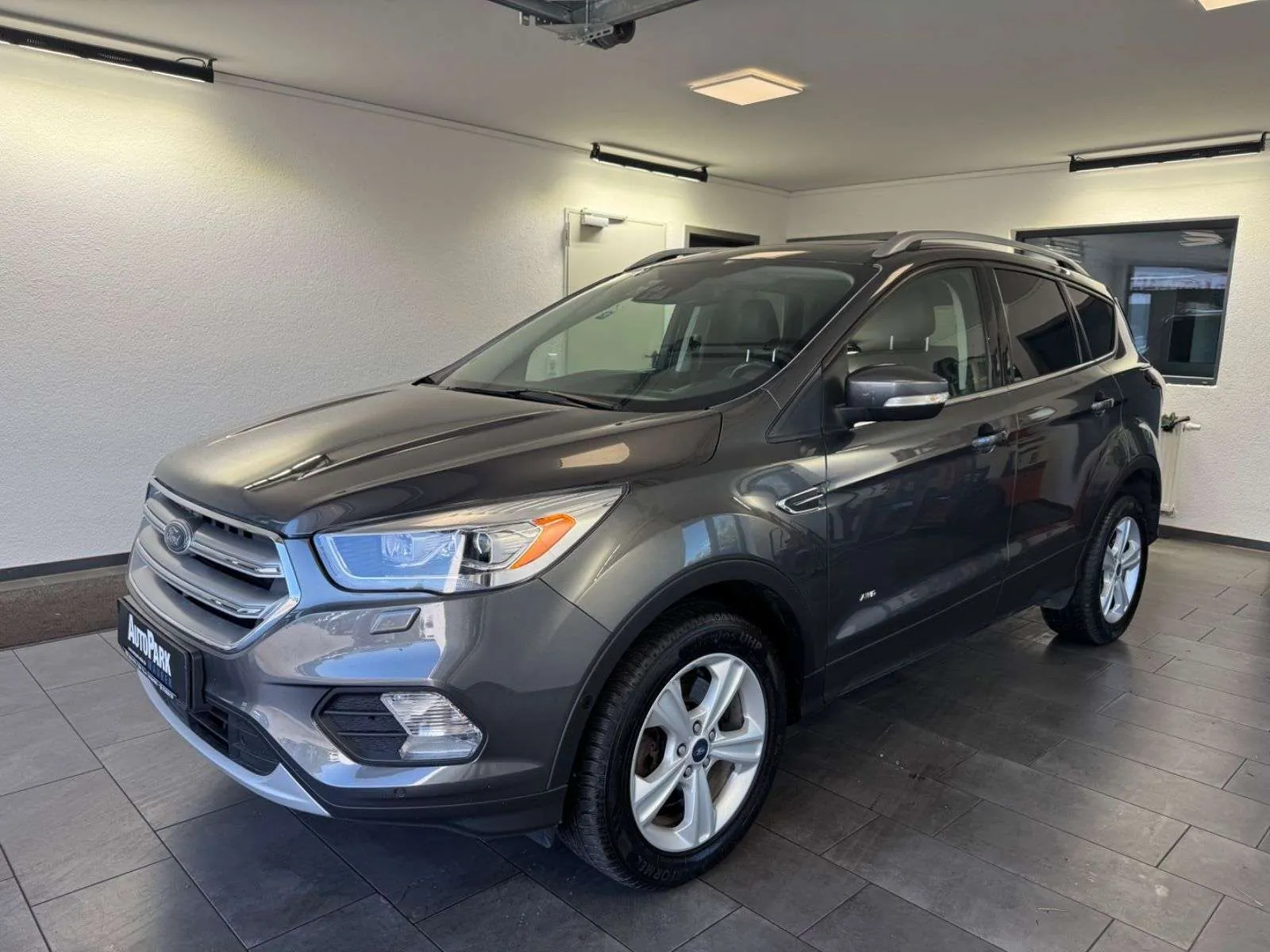Ford Kuga 2017 photo 2