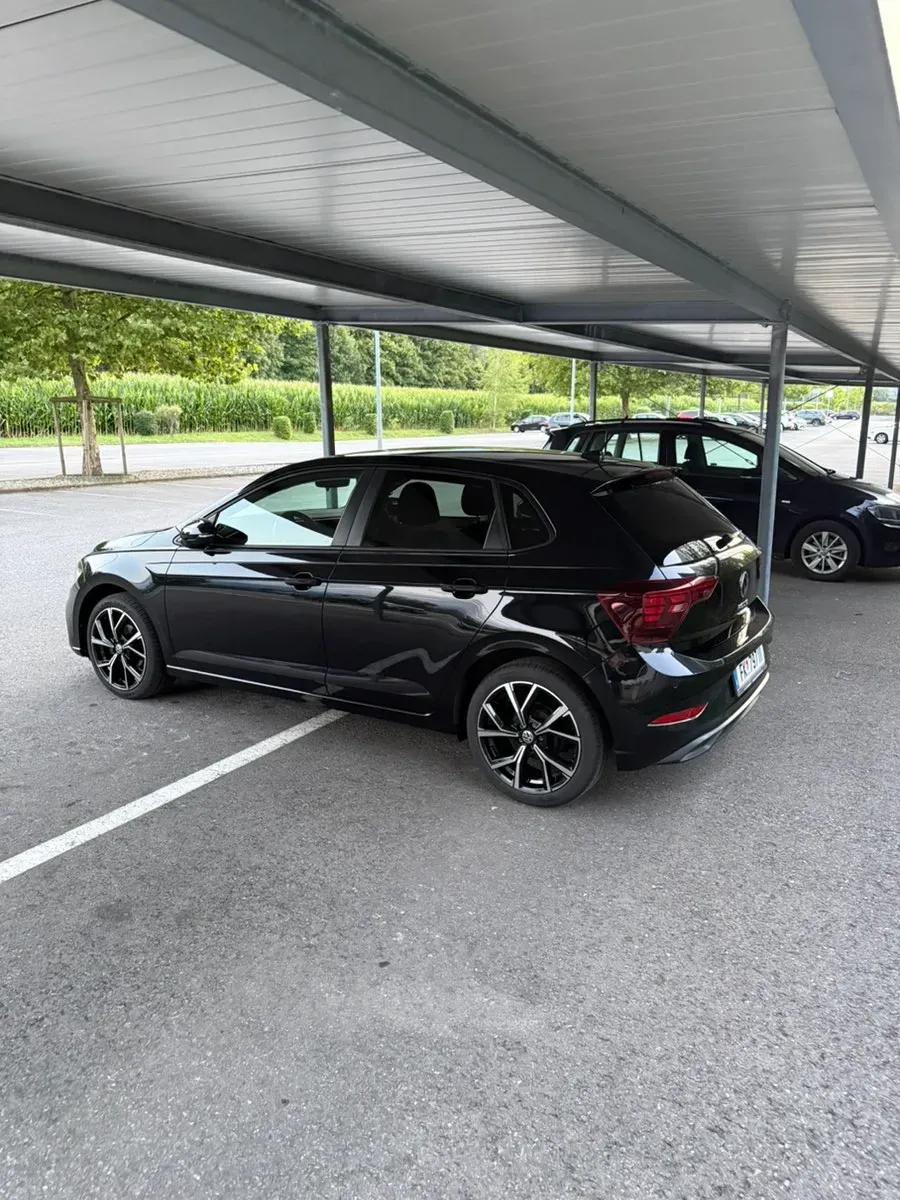 Volkswagen Polo 2023 photo 2