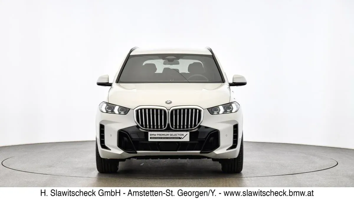 BMW X5 2025 photo 2