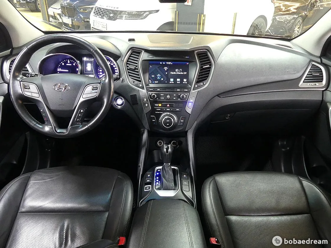 Hyundai Santa Fe 2017 photo 4