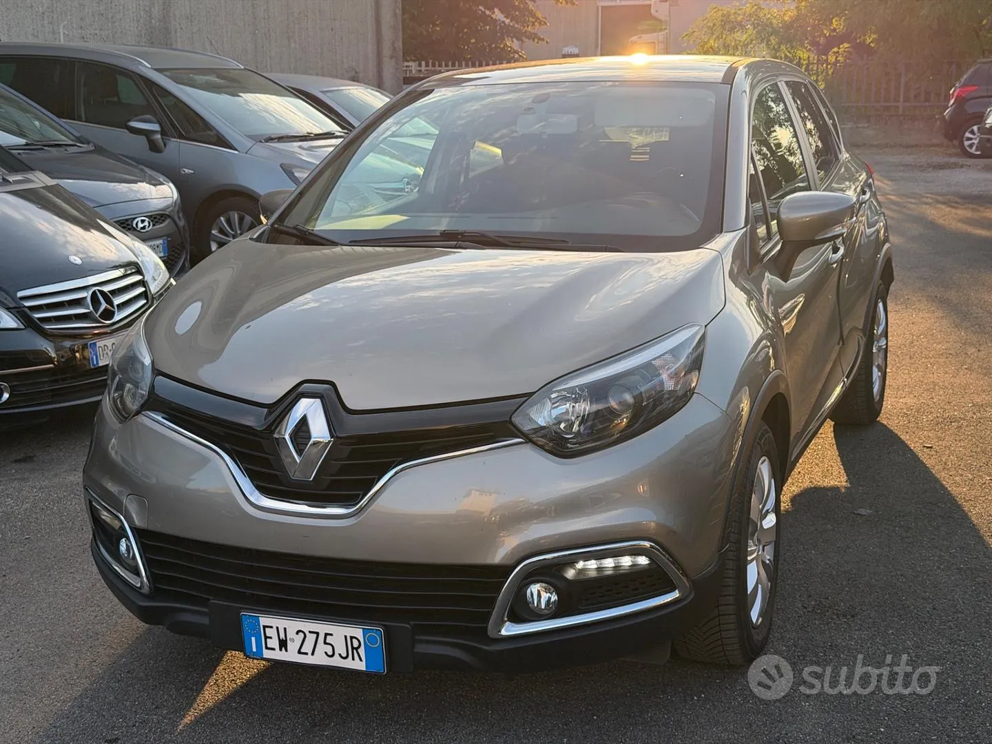 Renault Captur 2014 photo 2