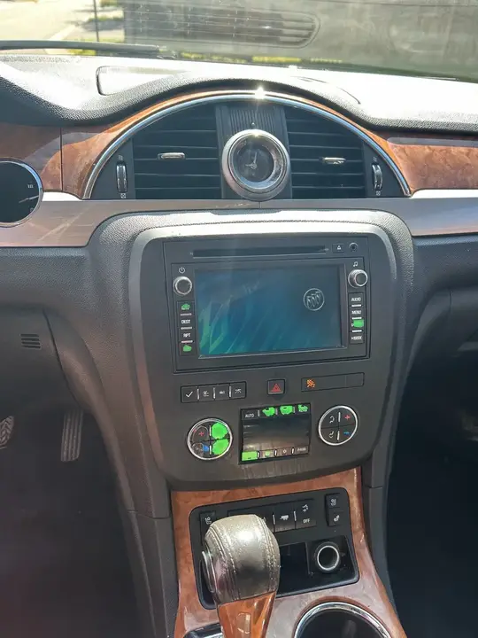 Buick Enclave 2012 photo 5