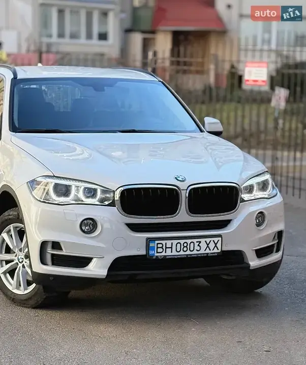 BMW X5 2018 photo 2