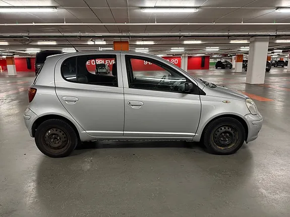 Toyota Yaris 2004 photo 5