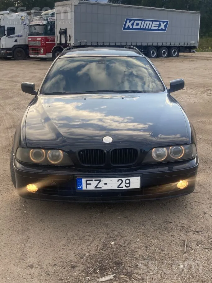 BMW 530 2002 photo 2