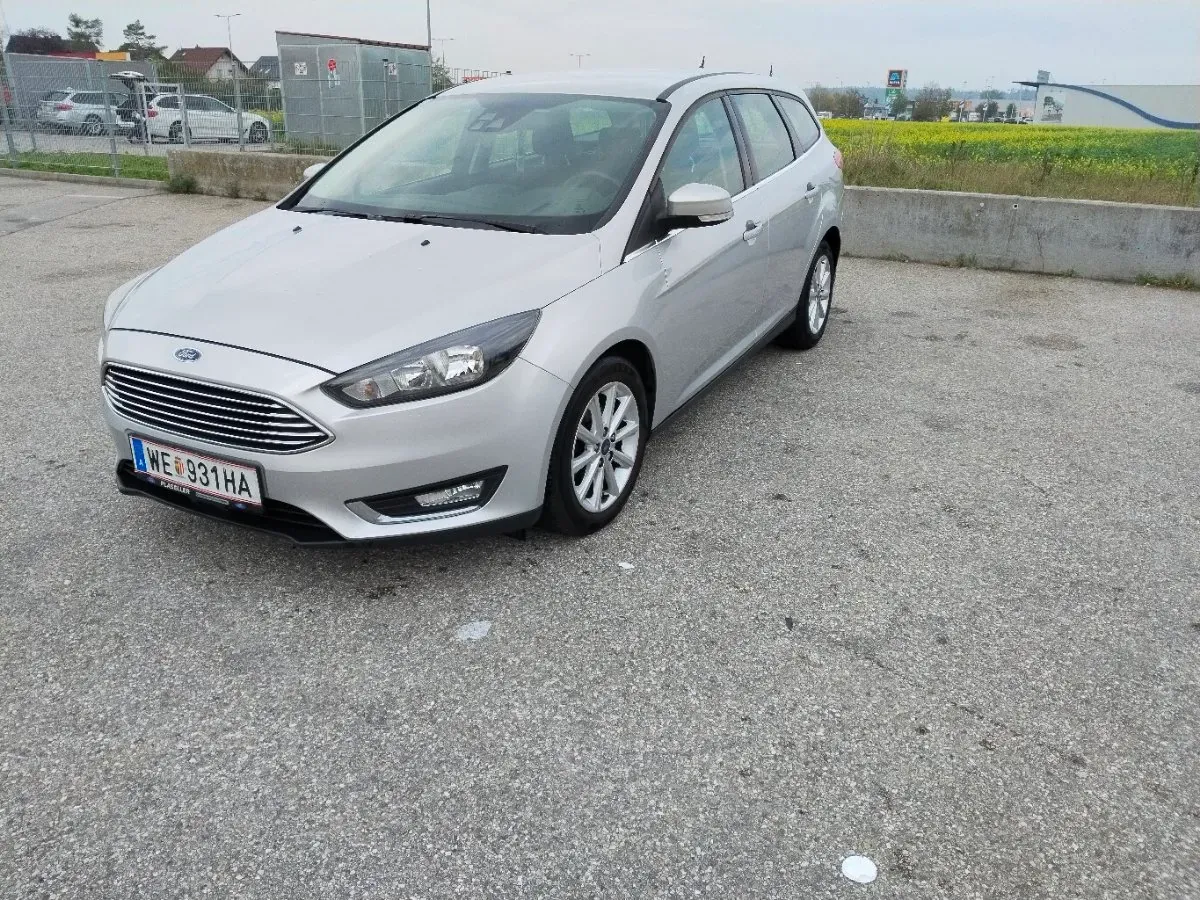 Ford Focus 2017 photo 2