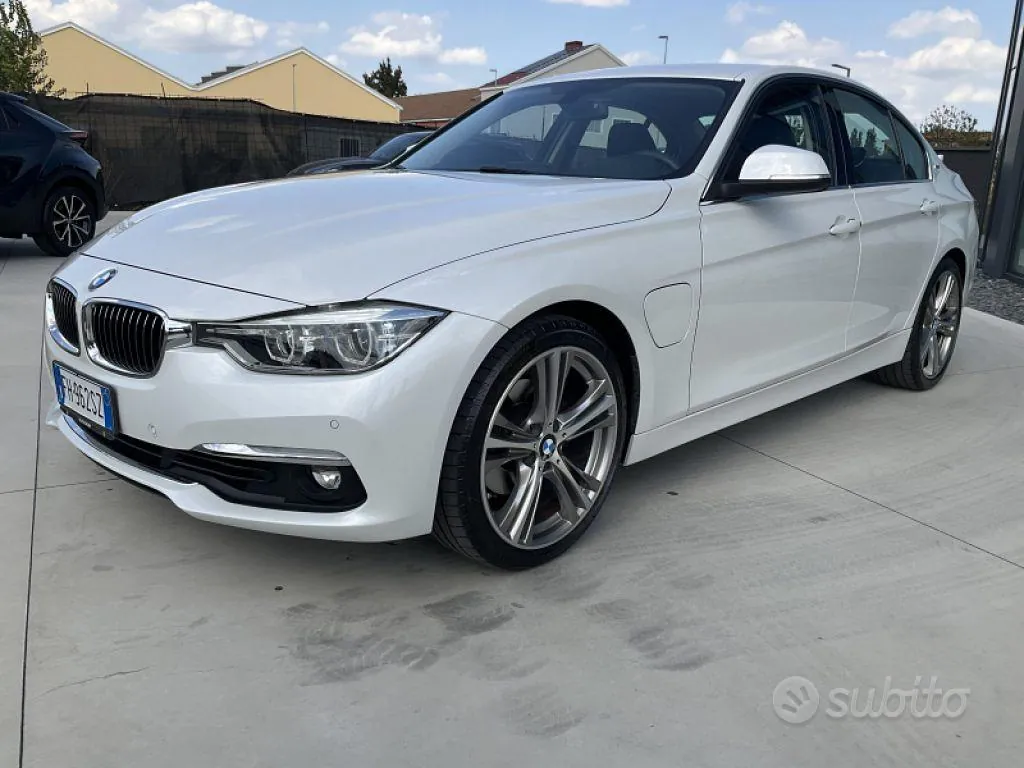 BMW 330E 2017 photo 4