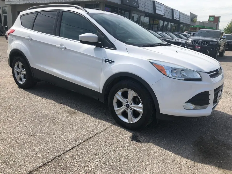 Ford Escape 2015 photo 3