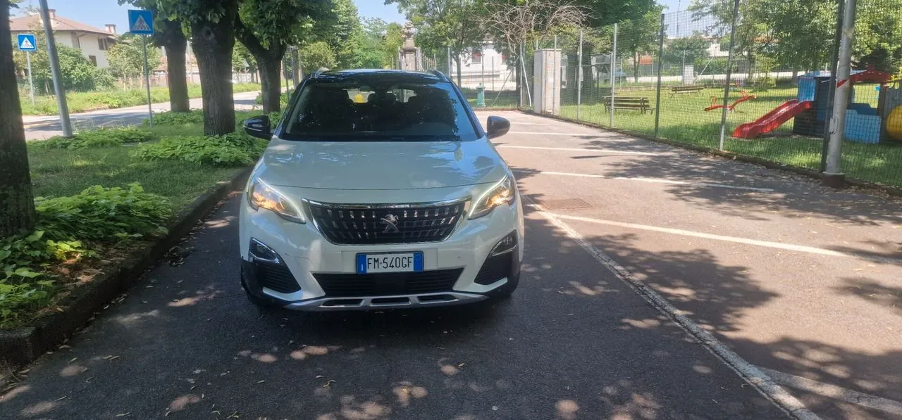 Peugeot 3008 2017 photo 2