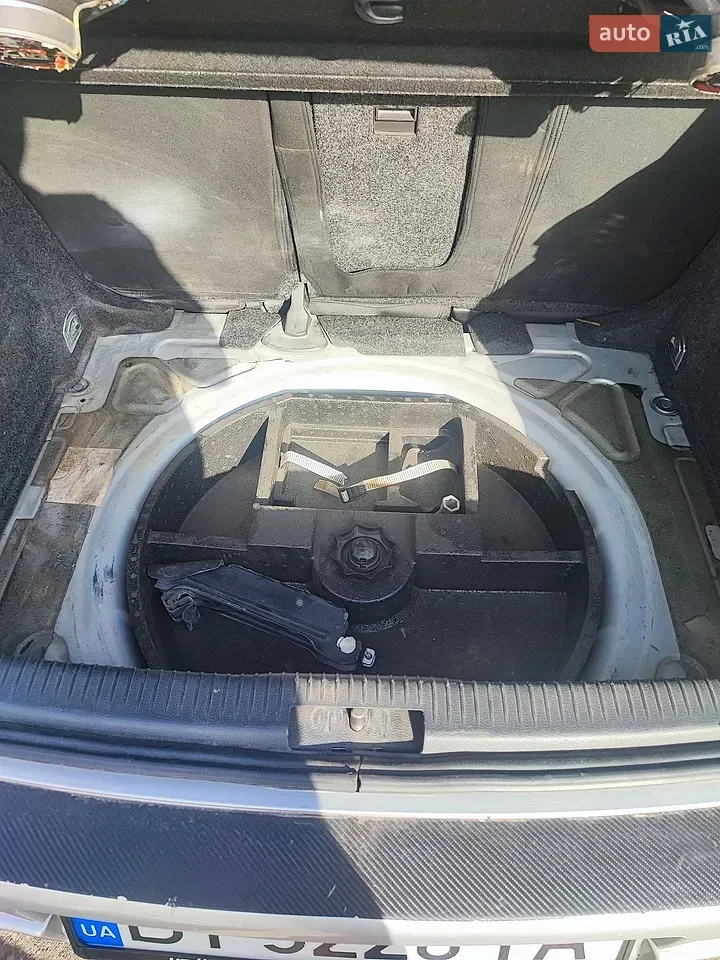 Volkswagen Golf 2003 photo 2