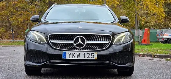 Mercedes-Benz E 220 2017 photo 4