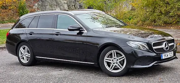 Mercedes-Benz E 220 2017 photo 2
