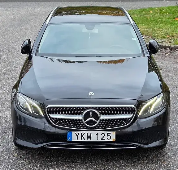 Mercedes-Benz E 220 2017 photo 3
