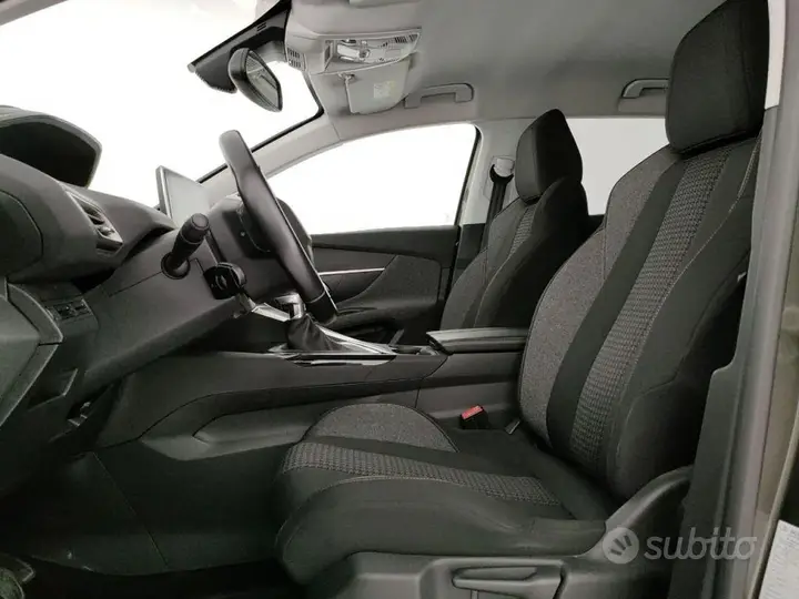 Peugeot 3008 2019 photo 5