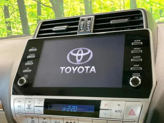 Toyota Land Cruiser Prado 2023 photo 5
