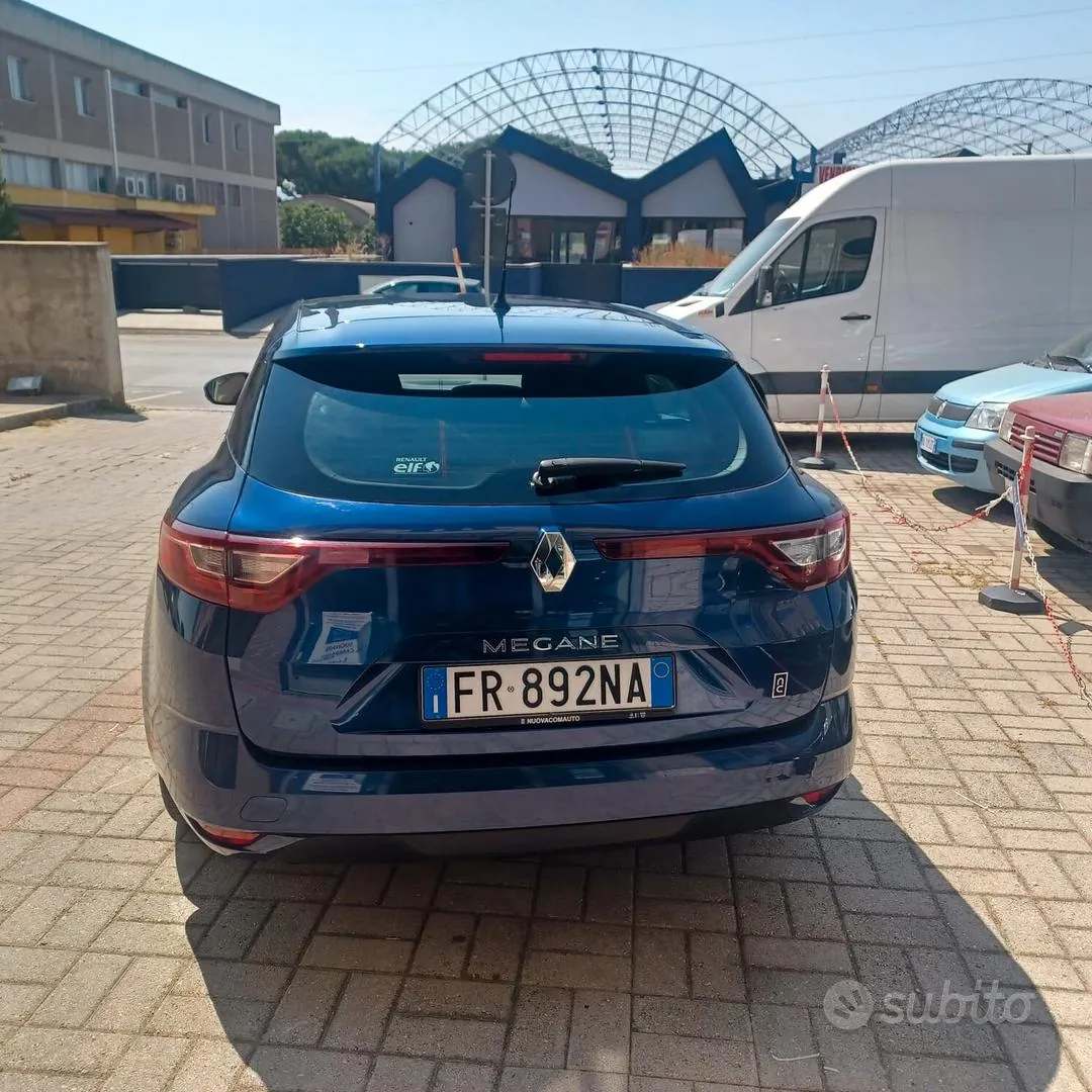 Renault Megane 2018 photo 4