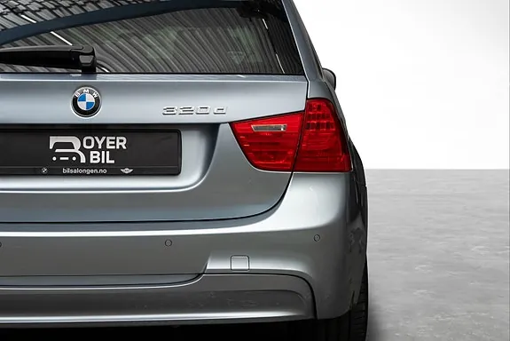 BMW 320D 2009 photo 4