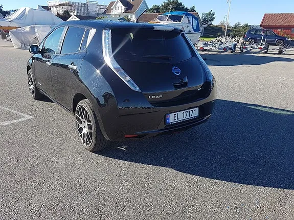 Nissan Leaf 2012 photo 3