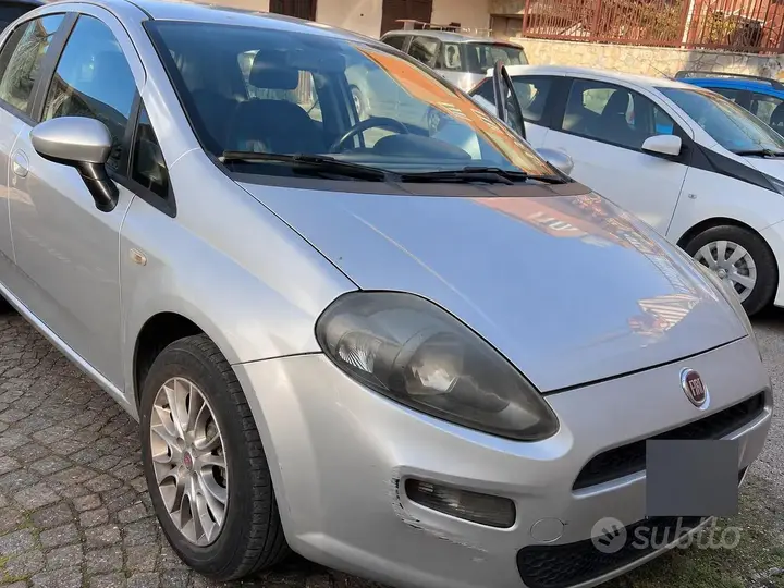 Fiat Punto 2012 photo 4