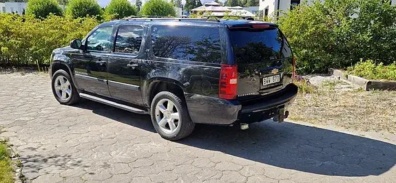 Chevrolet Suburban 2007 photo 3