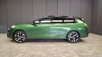Opel Astra photo 2