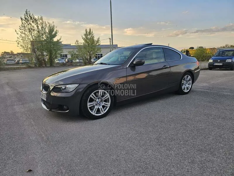 BMW 330 2008 photo 4