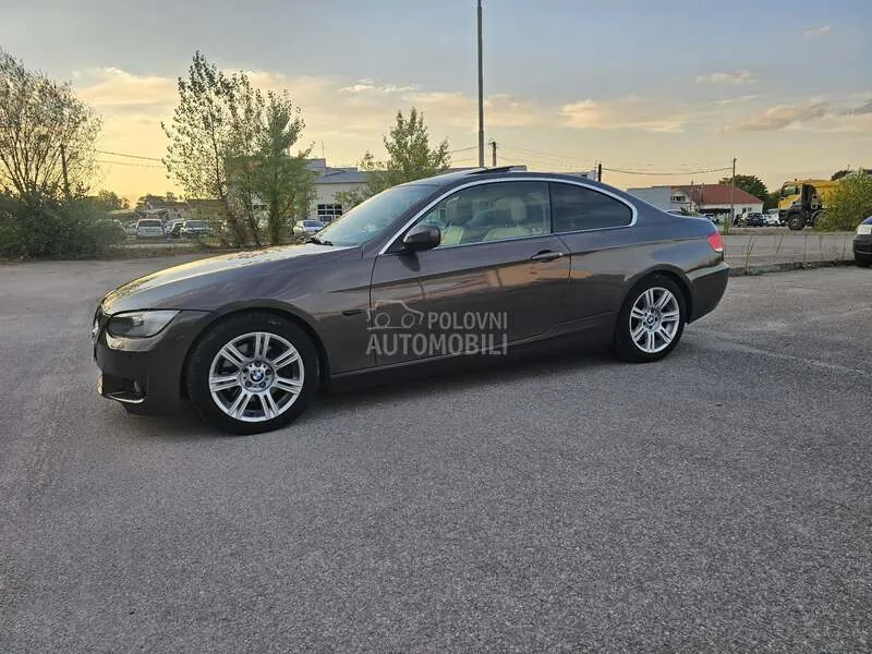 BMW 330 2008 photo 3
