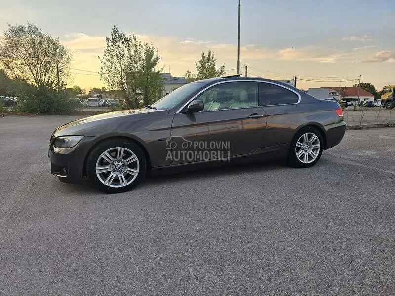 BMW 330 2008 photo 2