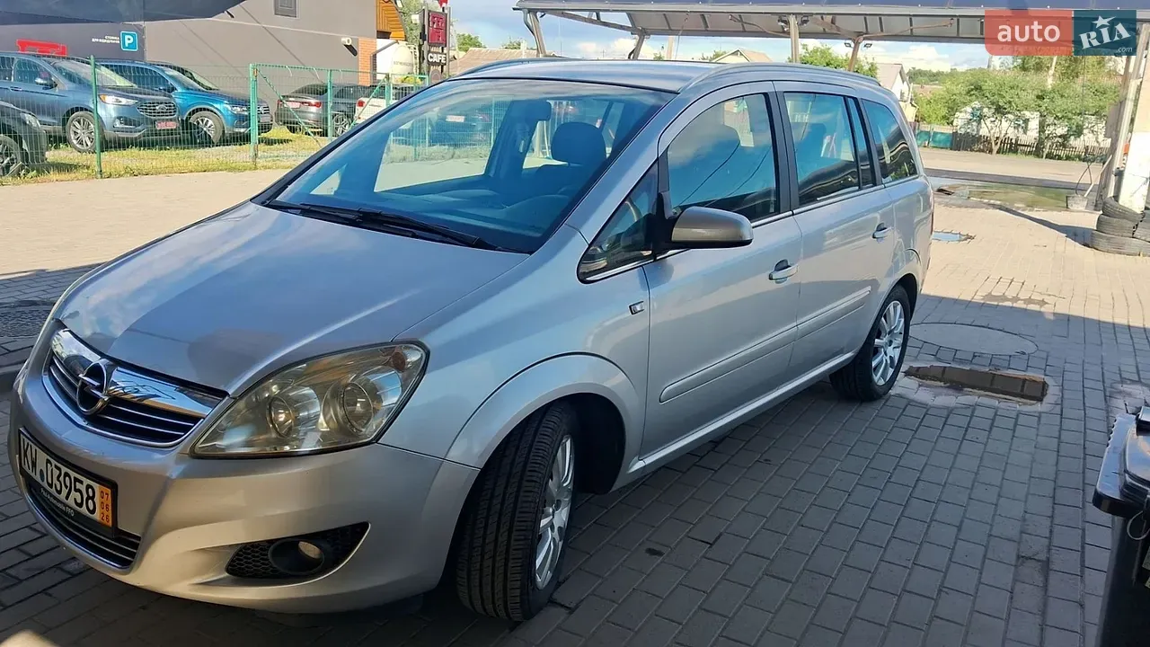 Opel Zafira 2008 photo 2