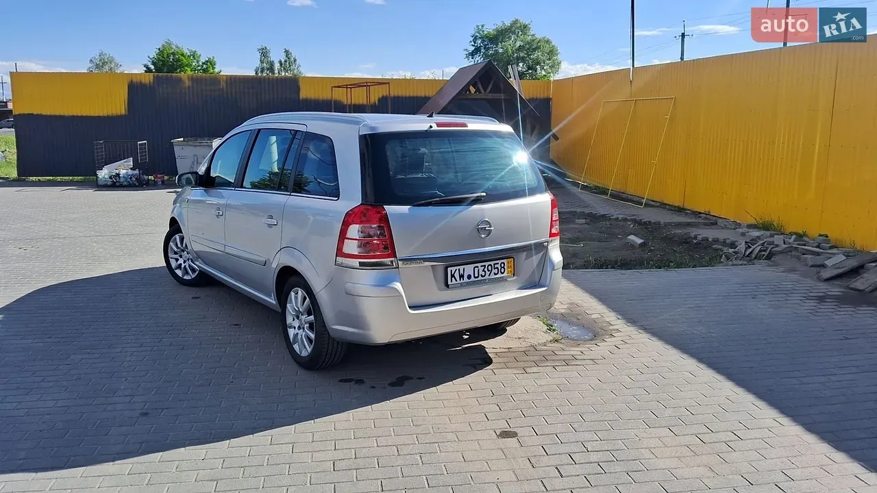 Opel Zafira 2008 photo 3