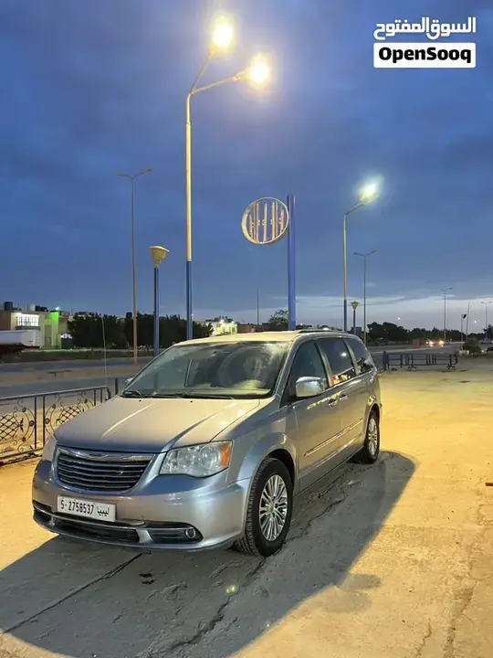 Chrysler Town & Country