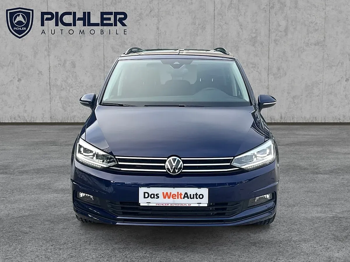 Volkswagen Touran 2026 photo 2