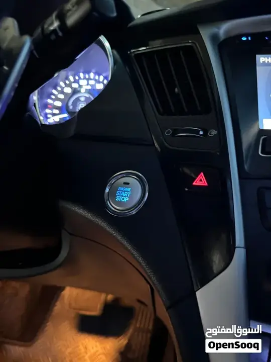 Hyundai Sonata 2011 photo 2