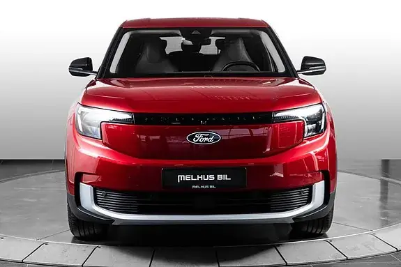 Ford Explorer 2025 photo 2