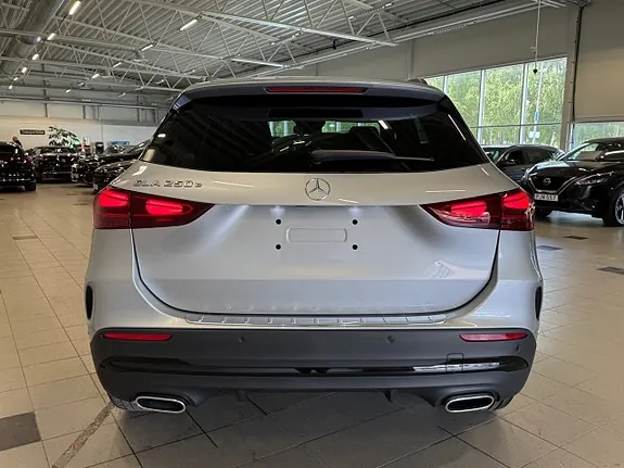 Mercedes-Benz Gla250 E 2027 photo 4