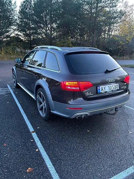 Audi A4 Allroad 2010 photo 3