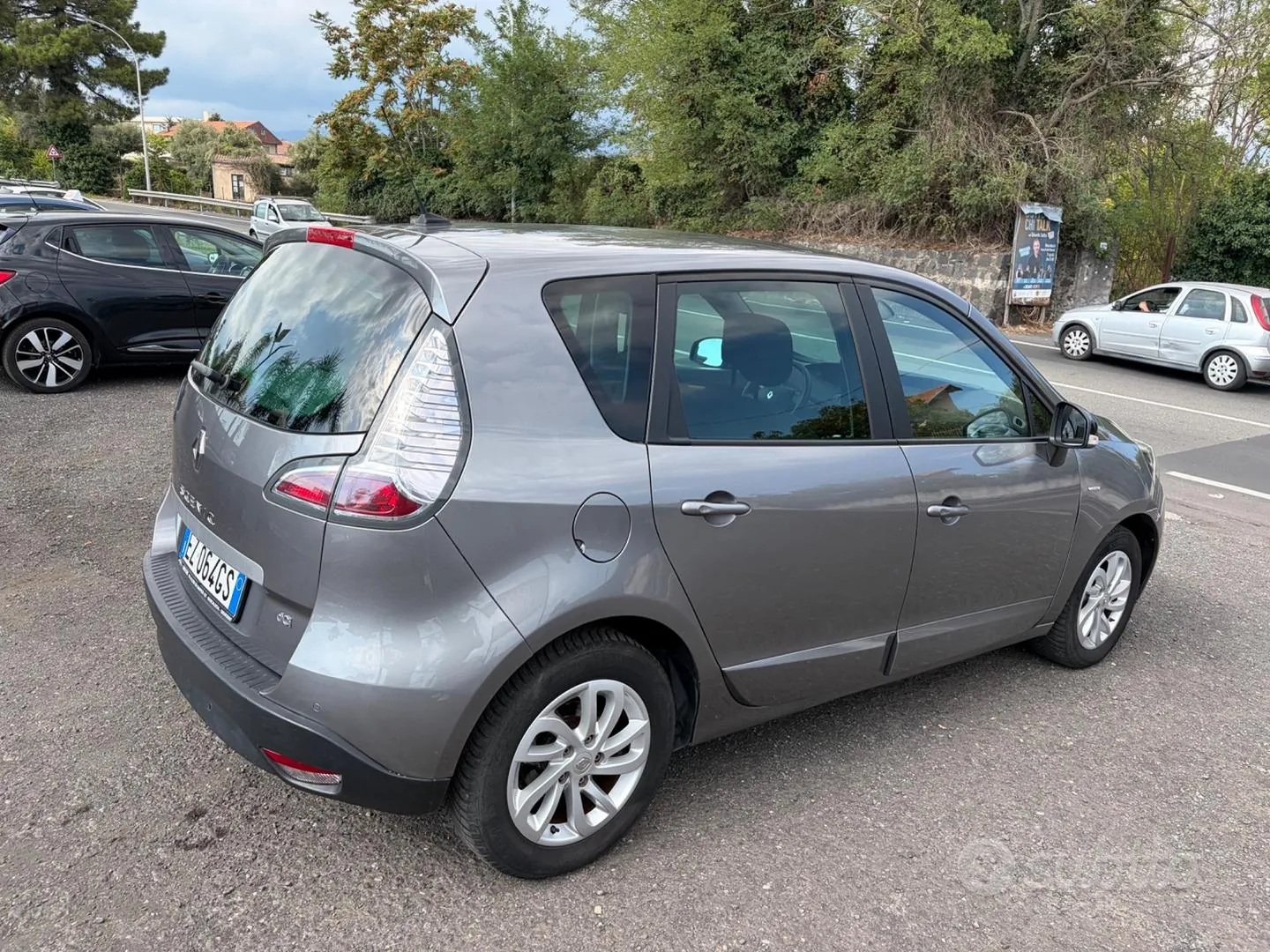 Renault Scenic 2015 photo 5