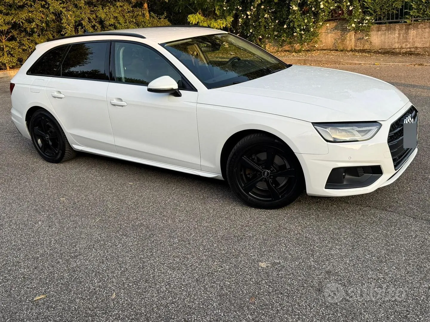 Audi A4 2022 photo 3