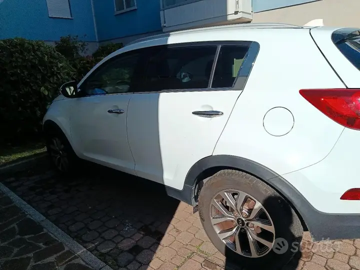 Kia Sportage 2015 photo 4