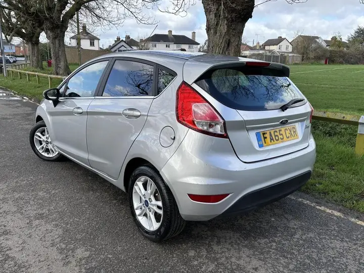 Ford Fiesta 2016 photo 4